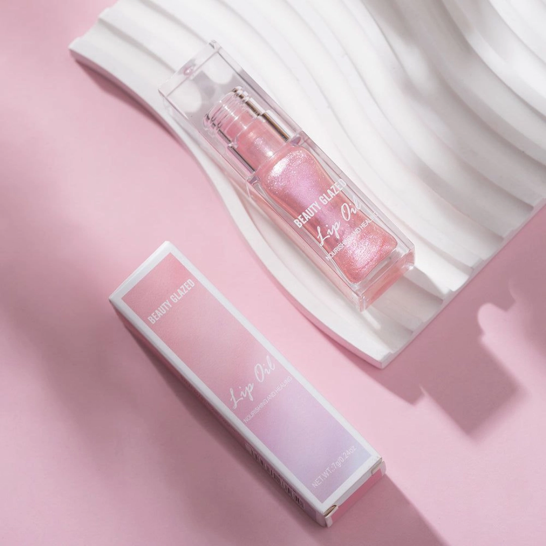 BEAUTY GLAZED Nourishing and Healing Lip Oil Gallery Photo Two